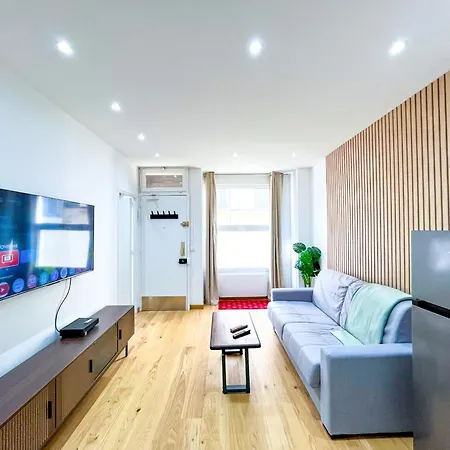 Urban Flat 198 - Townhouse Basfroi Apartment *
