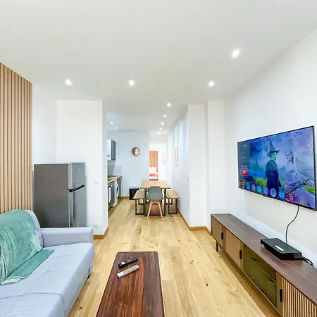 Urban Flat 198 - Townhouse Basfroi